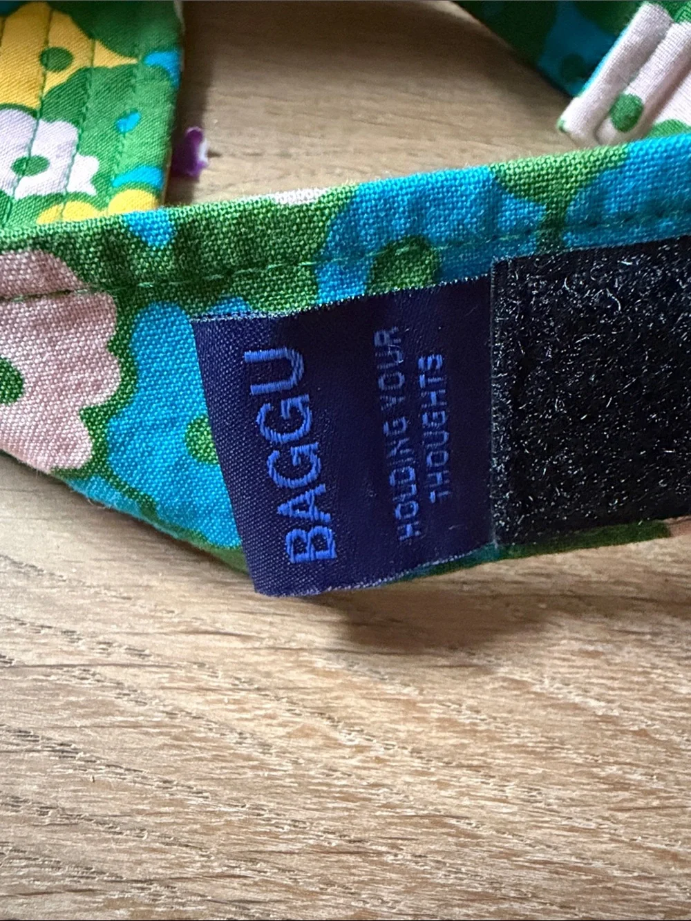BAGGU Floral Visor in Green, Yellow & Blue RARE